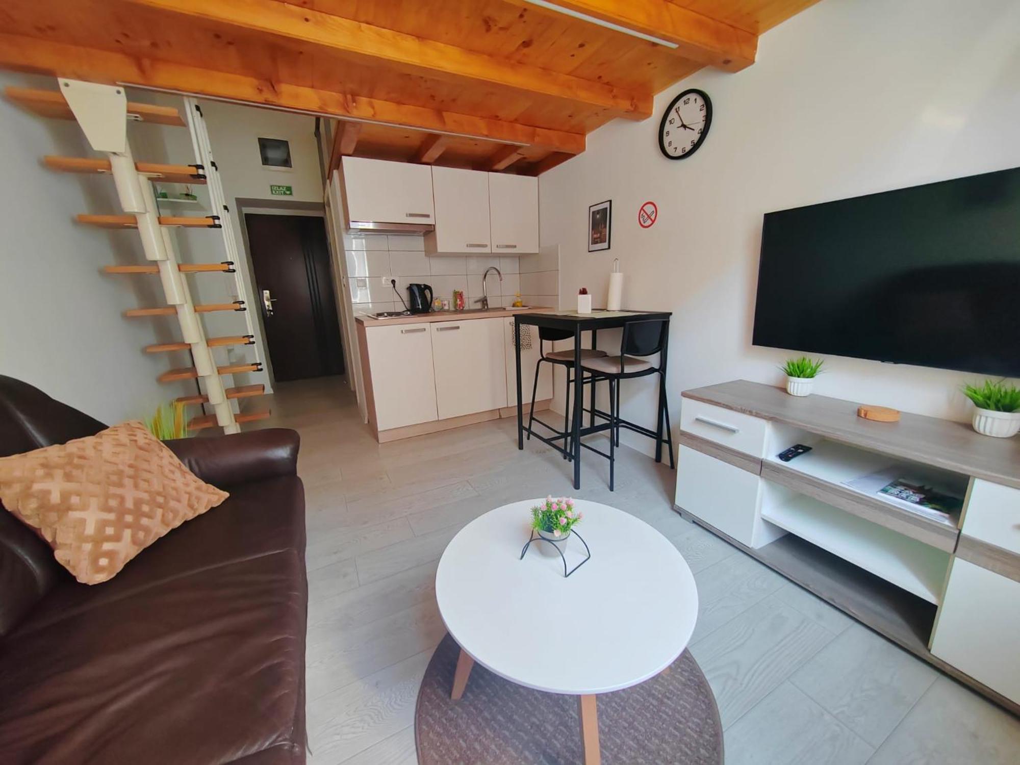 Apartment Hit Загреб Екстериор снимка